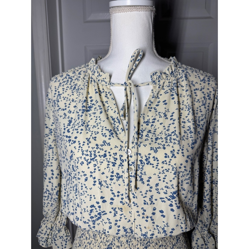 Entro Smocked Waist Floral Mini Dress S Cream Blue Good Ruffle Tiered - Picture 3 of 8